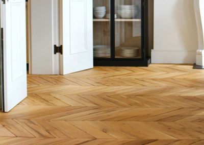 LVT